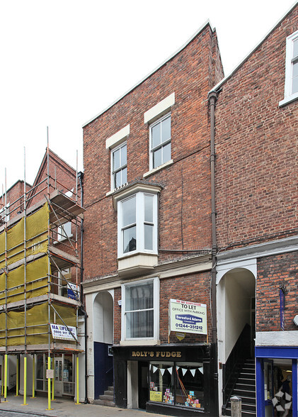 48-50 Watergate St, Chester for rent - Building Photo - Image 2 of 2