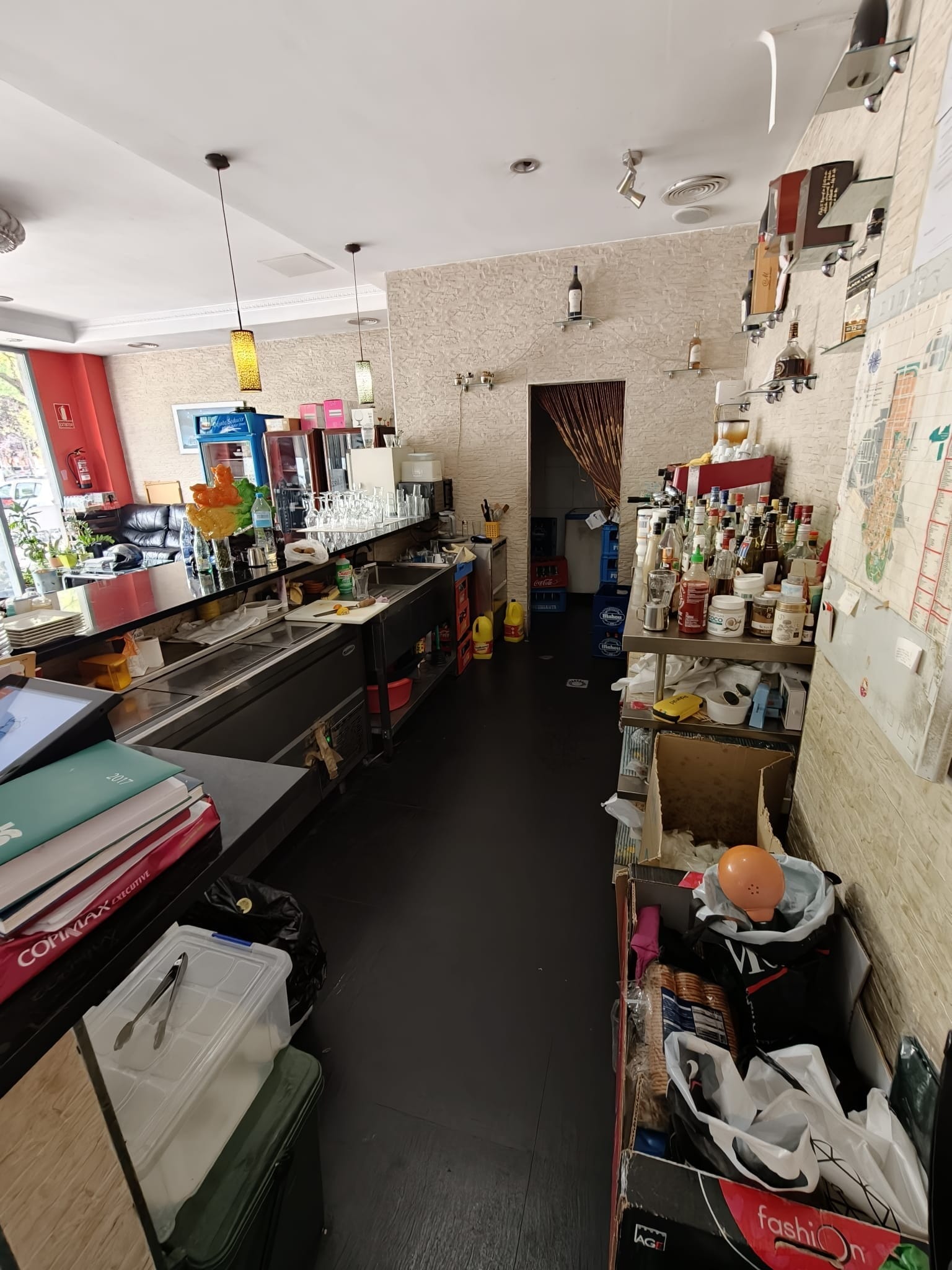 Retail in Pinto, Madrid to rent Interior Photo- Image 1 of 6