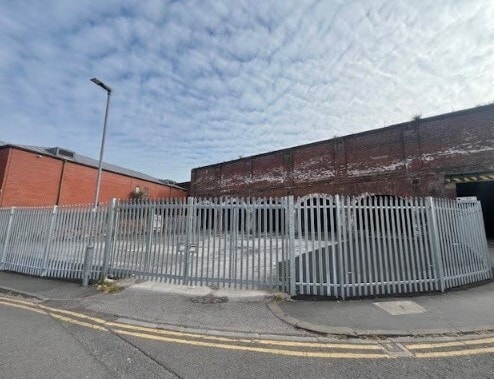 1-6 Love Ln, Wakefield to rent - Building Photo - Image 3 of 3