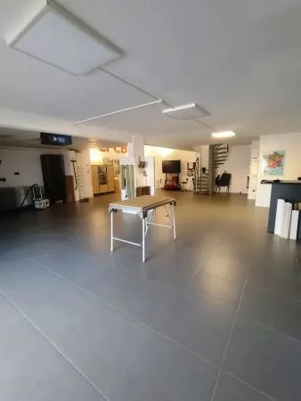 Vente Bureaux 319 m² - Photo 1
