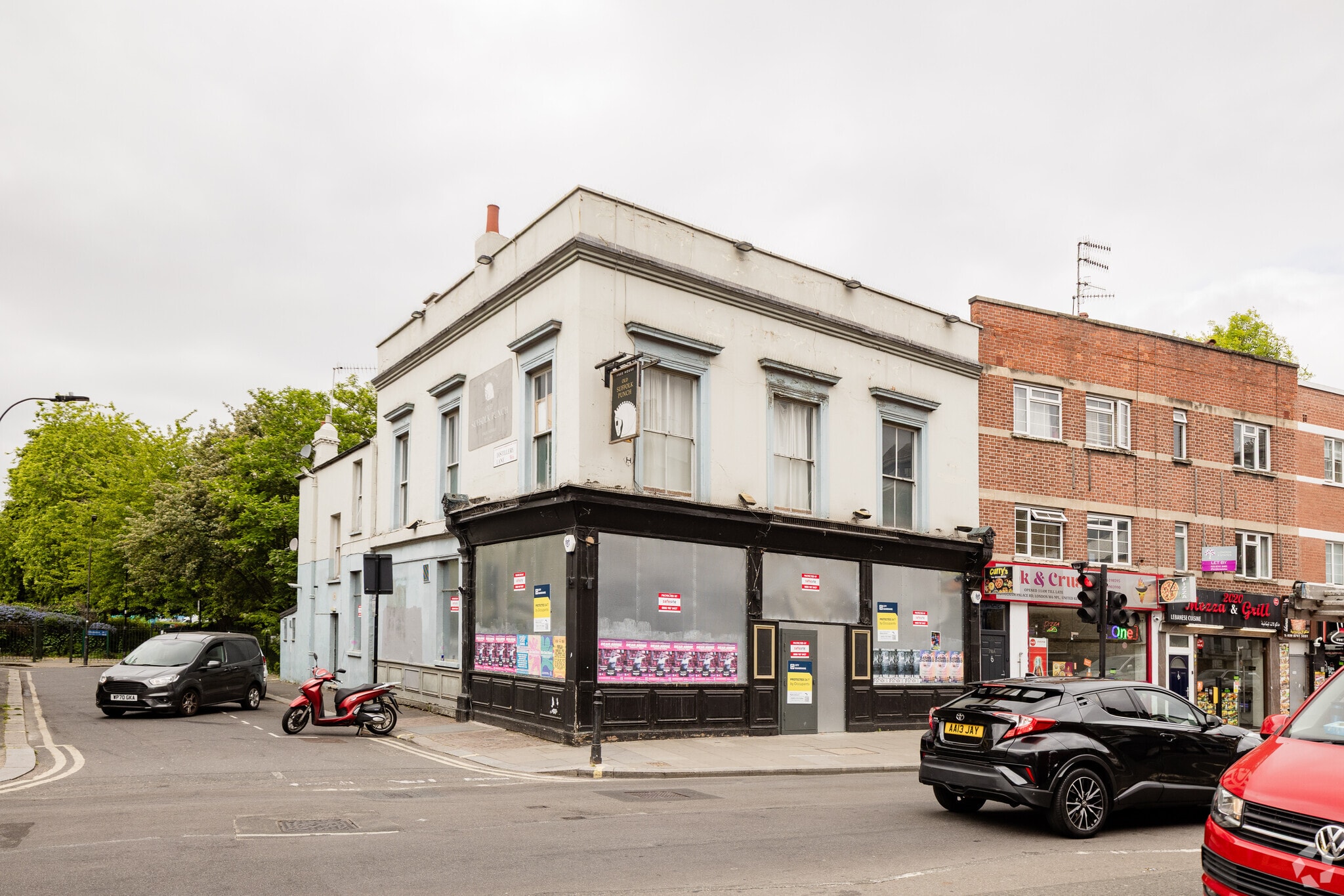 80 Fulham Palace Rd, London to rent Primary Photo- Image 1 of 10