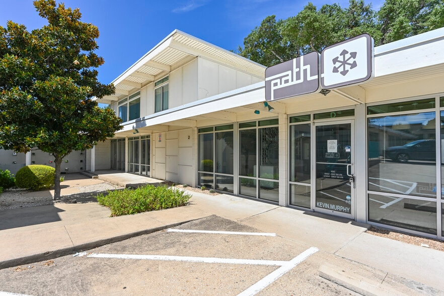 3100 S Congress Ave, Austin, TX for rent - Building Photo - Image 2 of 3