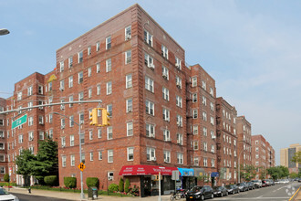 115-10 Queens Blvd, Forest Hills, NY for sale Primary Photo- Image 1 of 1