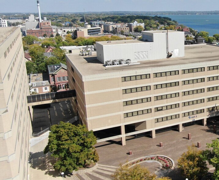 Block 107 portfolio of 2 properties for sale on LoopNet.co.uk - Building Photo - Image 2 of 6