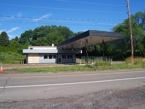 1445 E Drinker St, Dunmore, PA for sale Primary Photo- Image 1 of 1