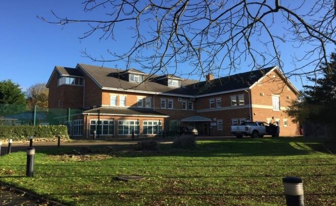 Broad Ln, Wirral for sale - Primary Photo - Image 1 of 1