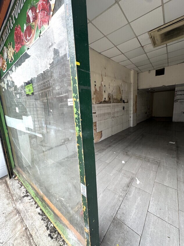 172-176 Kilburn High Rd, London to rent Interior Photo- Image 1 of 3