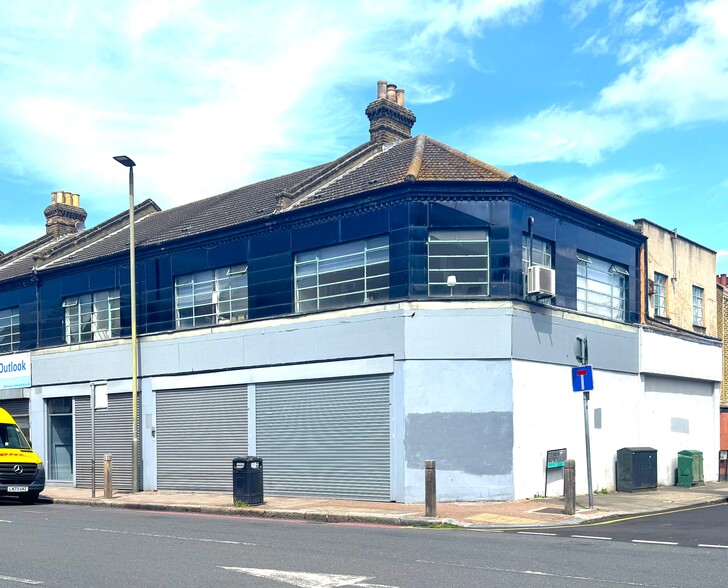 23-27 Falcon Road, London for sale - Primary Photo - Image 1 of 1