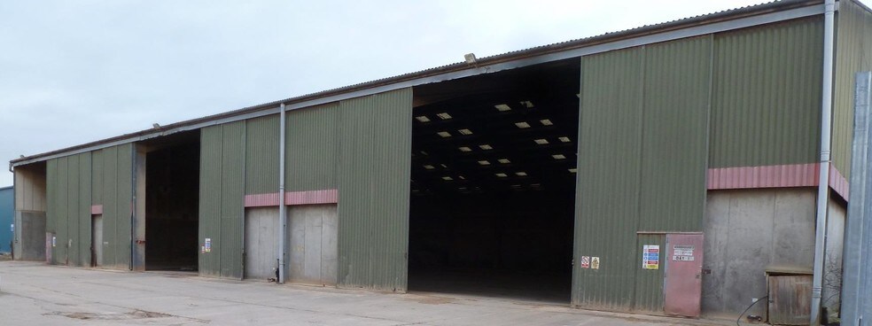 Fifth Ave, Scunthorpe for sale - Primary Photo - Image 1 of 1