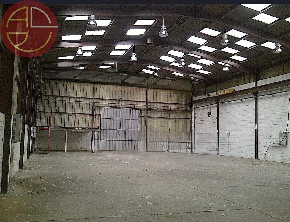 Industrial in Toulouse for sale Building Photo- Image 1 of 4