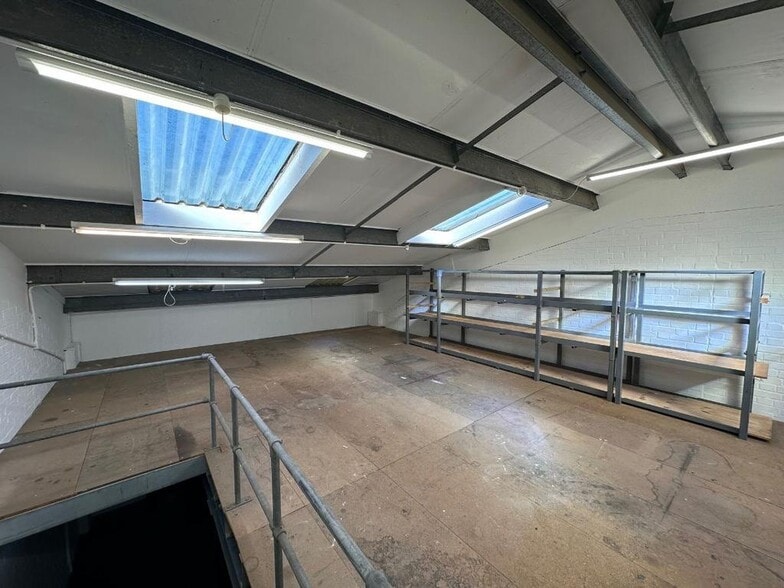 Eckersley Rd, Chelmsford to rent - Interior Photo - Image 3 of 15