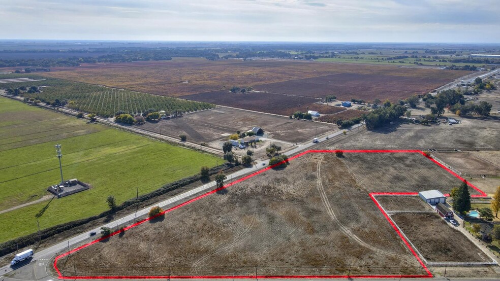 SWQ Elk Grove Blvd, Elk Grove, CA for sale - Aerial - Image 2 of 7