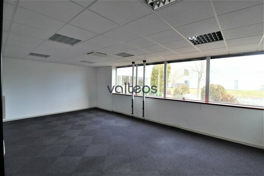 265 Rue De La Découverte, Labège to rent - Interior Photo - Image 3 of 7