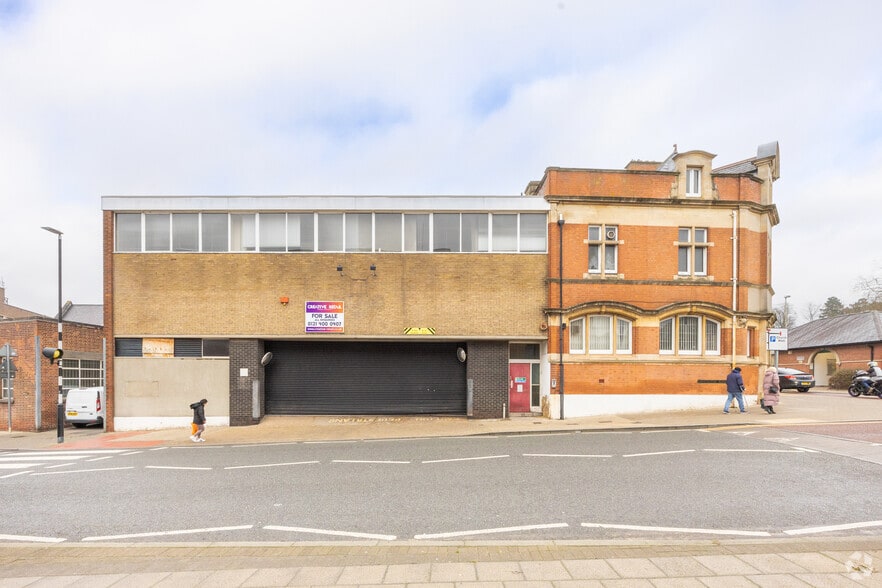 22 Station Rd, Hinckley to rent - Building Photo - Image 2 of 12