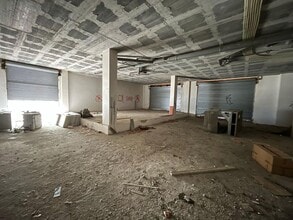 Retail in Igualada, Barcelona to rent Interior Photo- Image 2 of 10