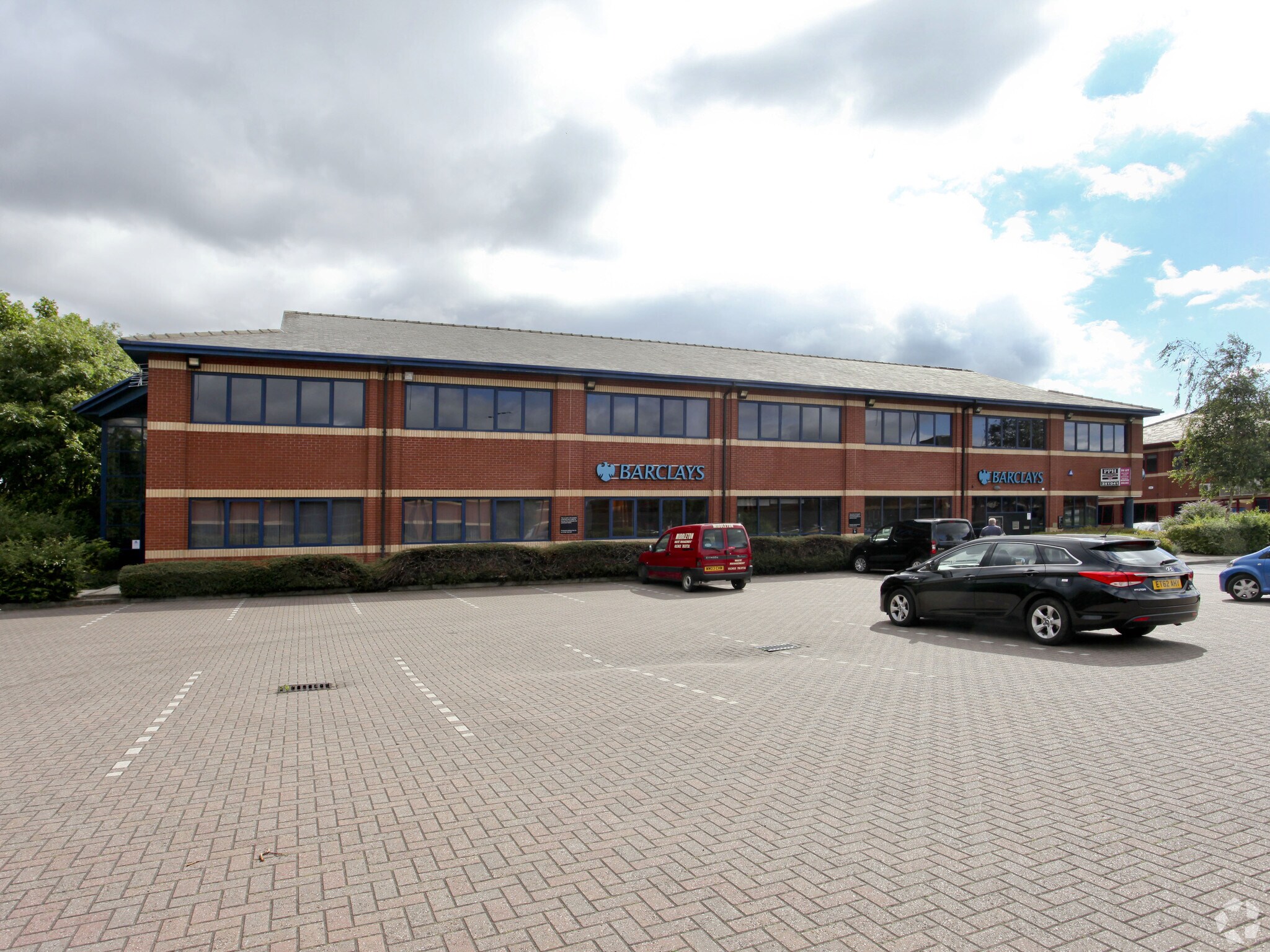 Heavens Walk, Doncaster for sale Primary Photo- Image 1 of 1