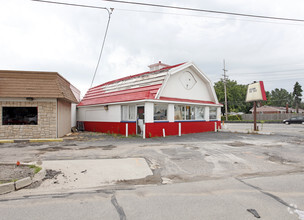 33060 Groesbeck Hwy, Fraser, MI for sale Primary Photo- Image 1 of 1