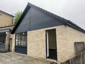 2A Abbey Ln, Sheffield for rent Building Photo- Image 1 of 4