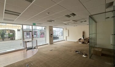 3-7 Bath Rd, Cheltenham to rent Interior Photo- Image 2 of 3