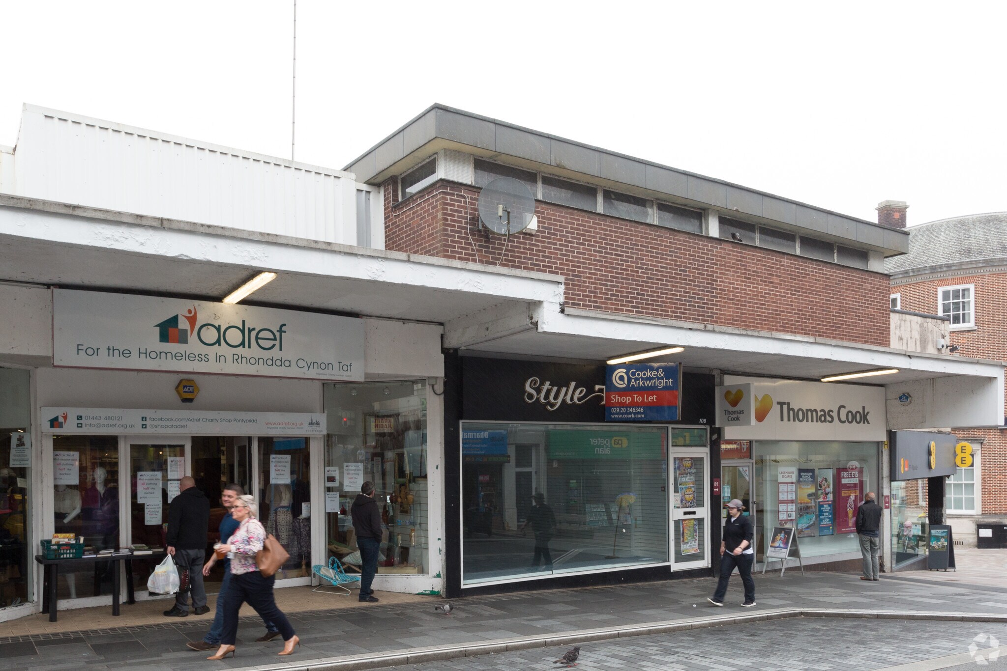 108 Taff St, Pontypridd for sale Primary Photo- Image 1 of 1