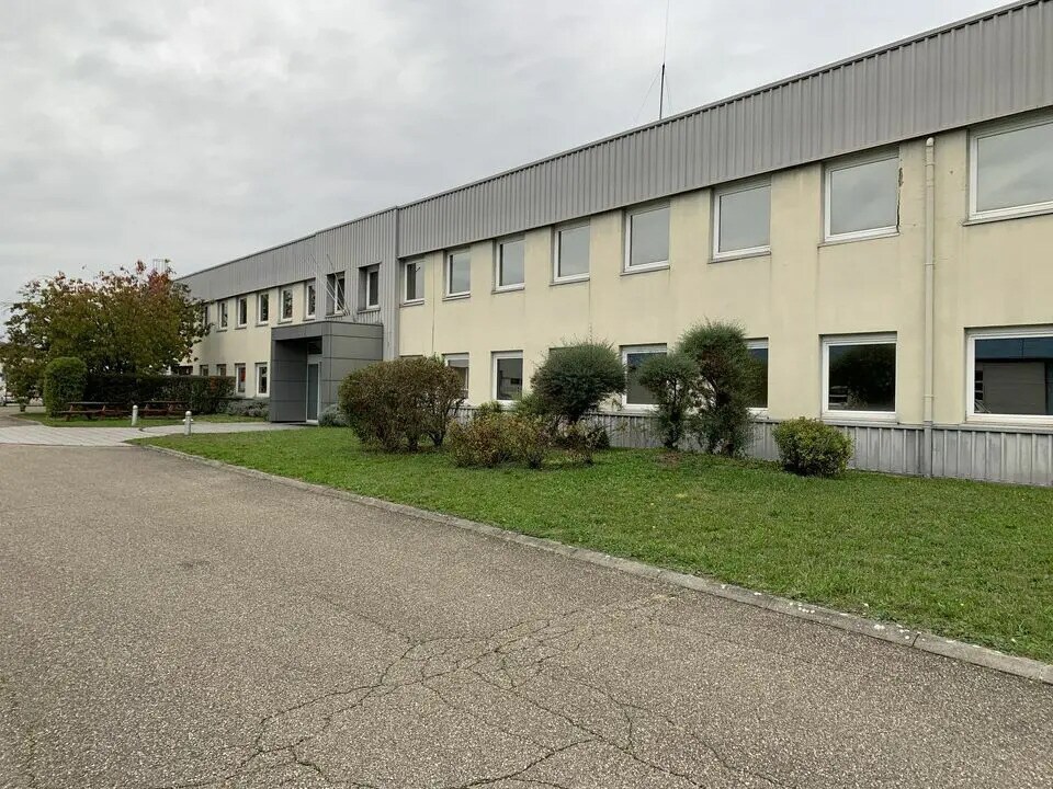 Location Bureaux 1 000 m² - Photo 1