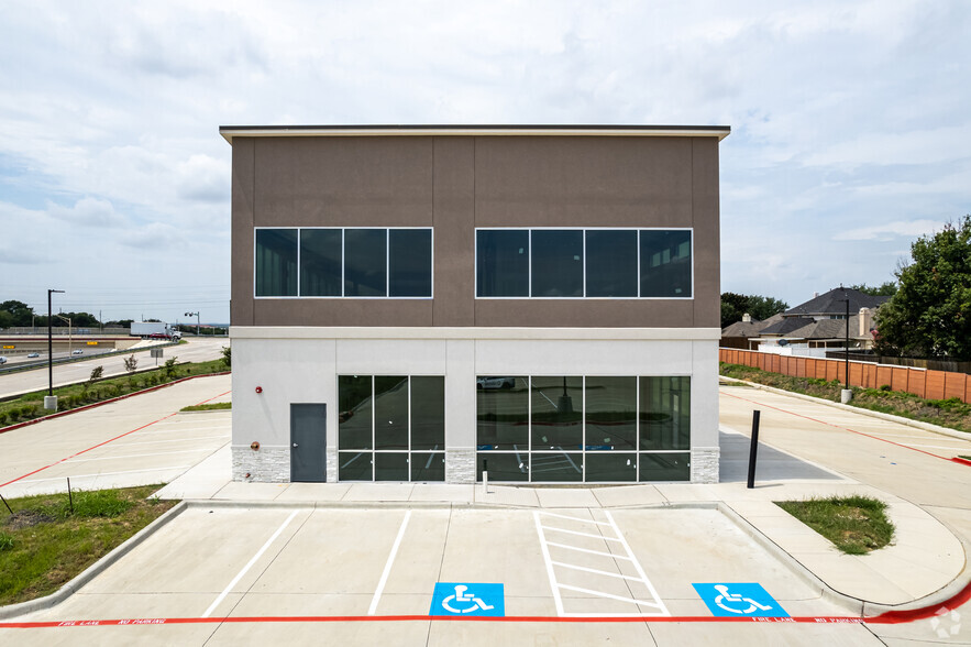 1601 E Trinity Mills Rd, Carrollton, TX for rent - Building Photo - Image 2 of 25