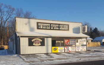 251 Derby St, Pekin, IL for sale Building Photo- Image 1 of 14