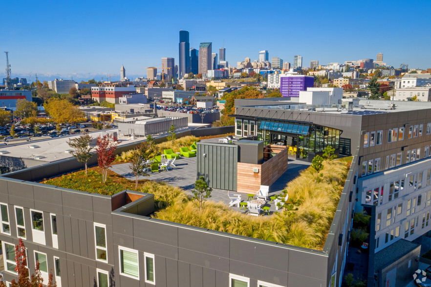 718 Rainier Ave S, Seattle, WA for rent - Building Photo - Image 3 of 30