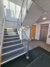 Gibfield Dr, Manchester to rent Interior Photo- Image 1 of 3