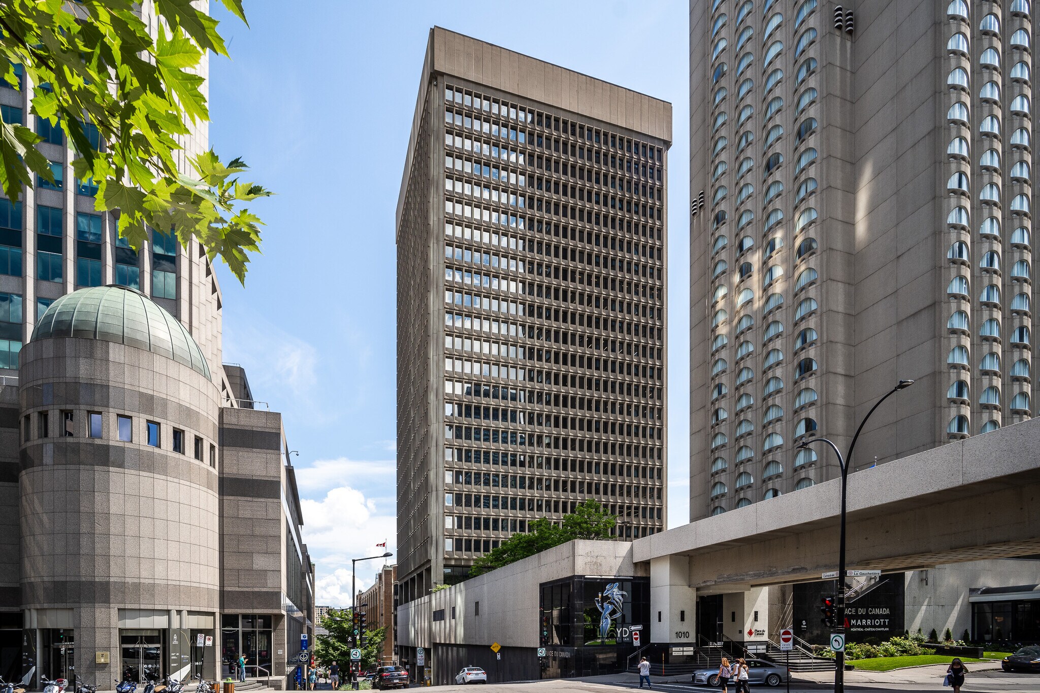 1010 Rue De La Gauchetière O, Montréal, QC for sale Building Photo- Image 1 of 1