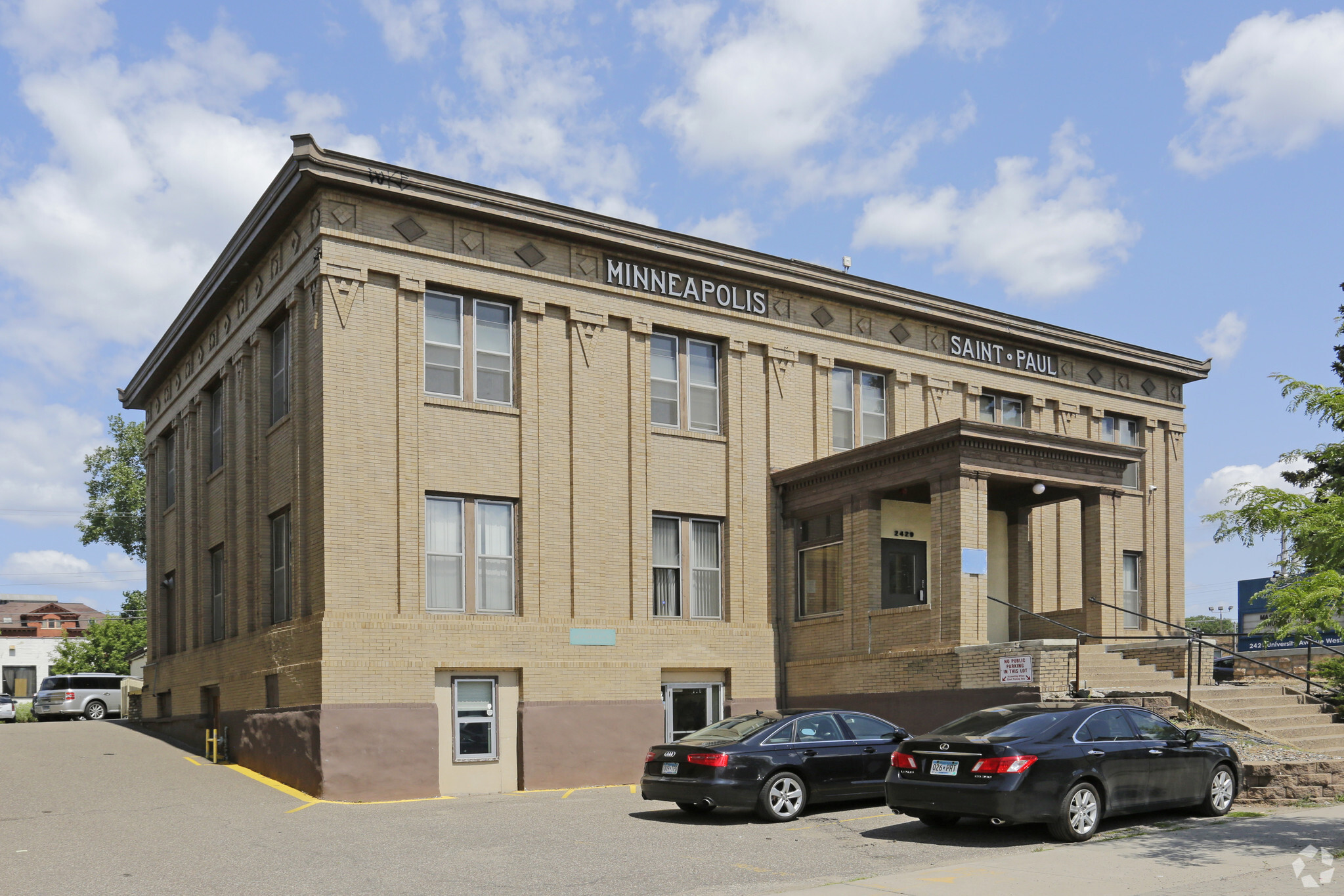 2429 University Ave W, Saint Paul, MN for rent Building Photo- Image 1 of 3