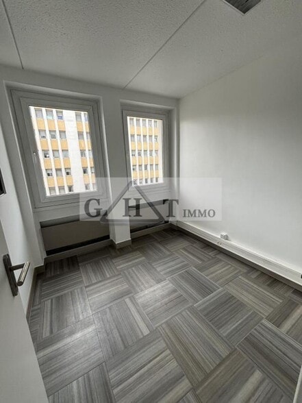 Office in Ivry-sur-Seine to rent - Interior Photo - Image 3 of 4