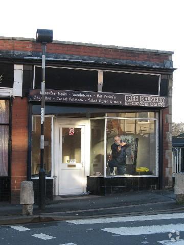 7-13 Mill St, Newport to rent - Primary Photo - Image 1 of 1