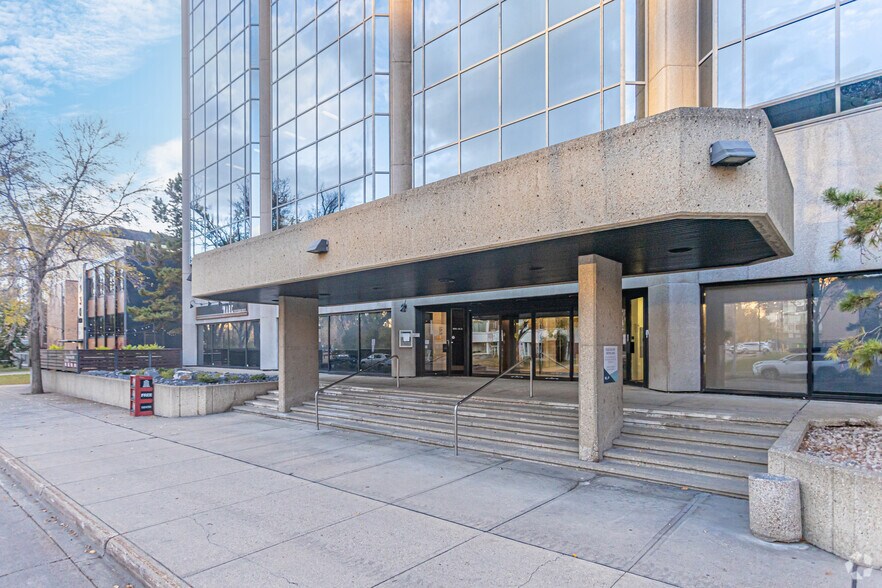 9940 106th St NW, Edmonton, AB to rent - Building Photo - Image 3 of 7