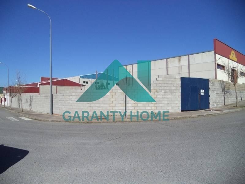 Land in Malpartida de Cáceres, Cáceres for sale Primary Photo- Image 1 of 8