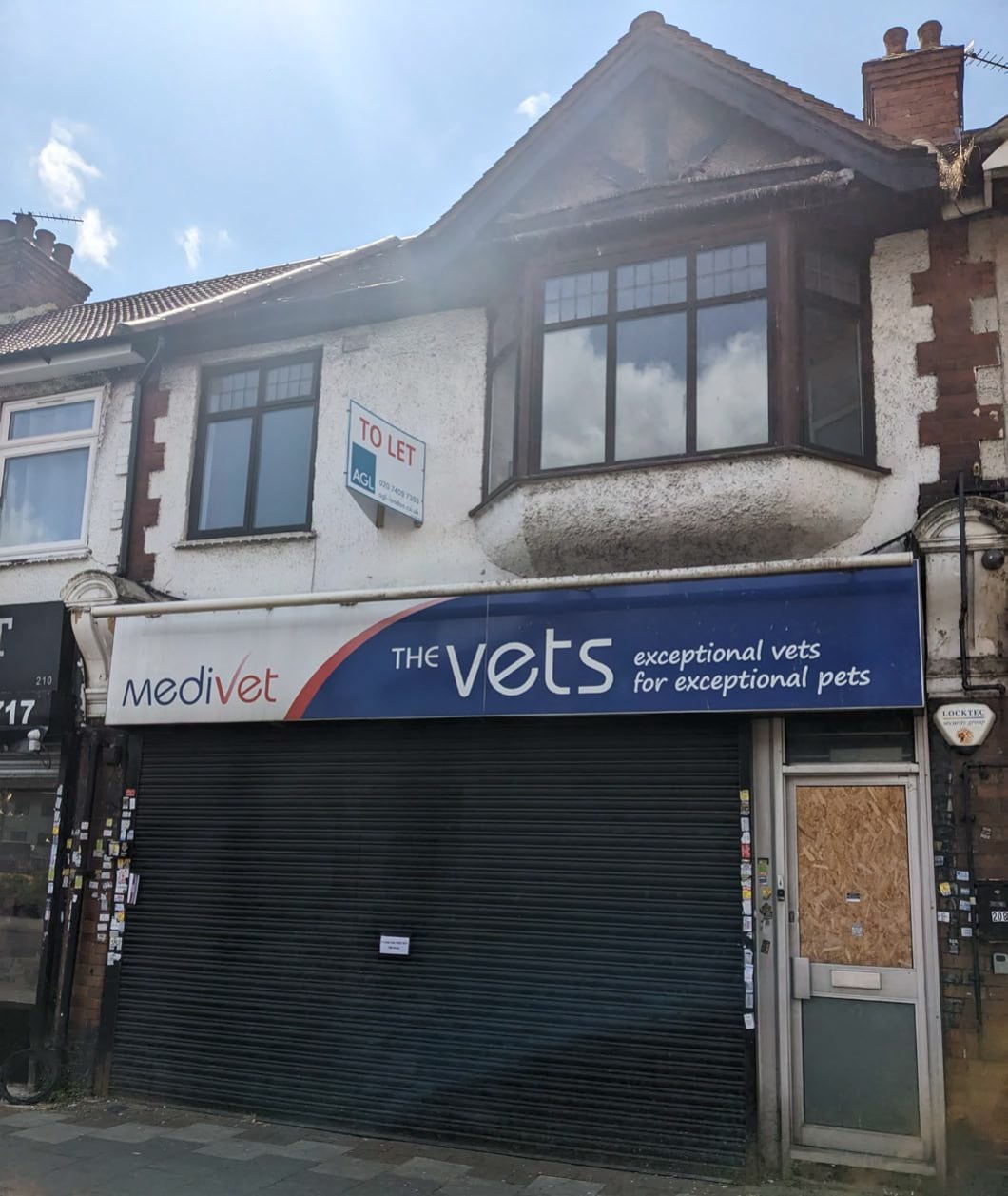 208 High Rd, Romford for sale Primary Photo- Image 1 of 1