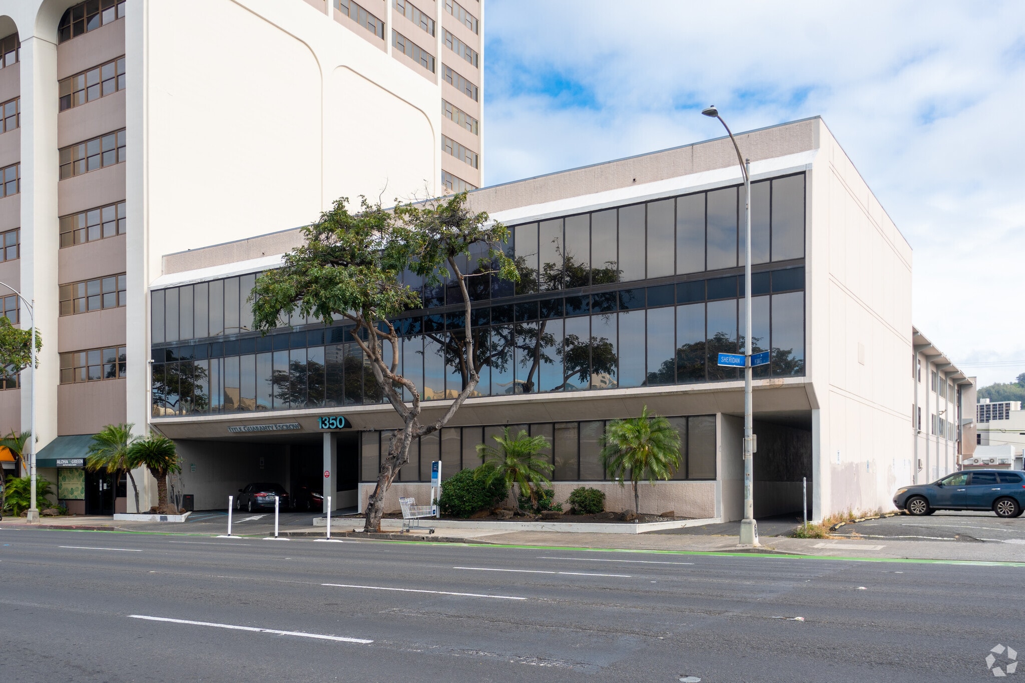 1350 S King St, Honolulu, HI to rent Building Photo- Image 1 of 8