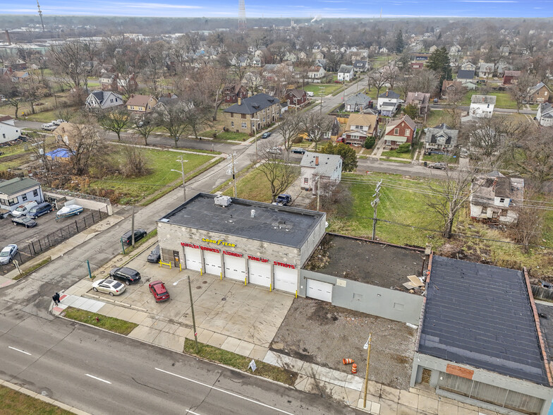 14801-14835 Livernois Ave, Detroit, MI for rent - Building Photo - Image 1 of 46