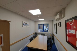 Wessex Way, Winchester to rent Interior Photo- Image 2 of 5