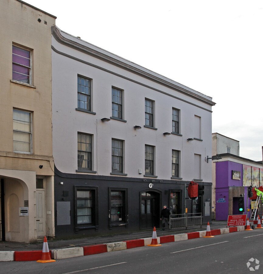 10 Bath Rd, Cheltenham, GL53 7HA UK