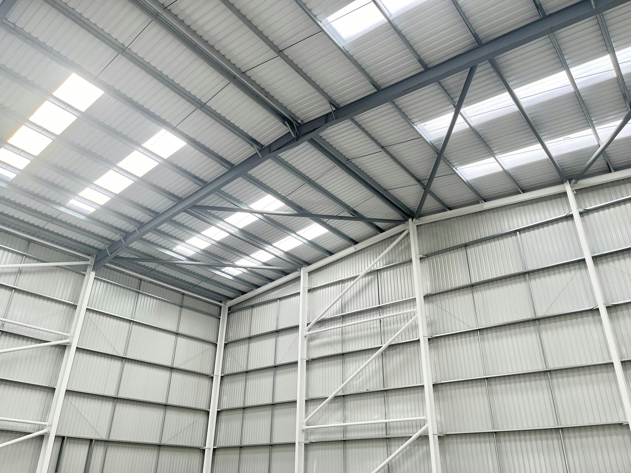 Station Road Approach, Waltham Cross for sale Interior Photo- Image 1 of 1