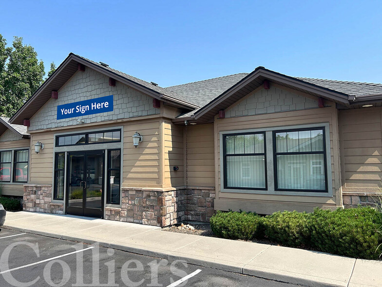 1045 E Winding Creek Dr, Eagle, ID for rent - Building Photo - Image 1 of 4