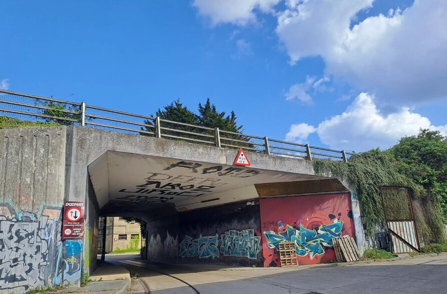 Shoreham Rd, Upper Beeding to rent - Building Photo - Image 2 of 5