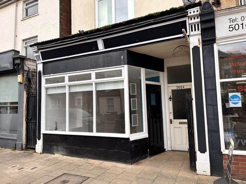 265 London Rd, Lowestoft for rent - Primary Photo - Image 1 of 1