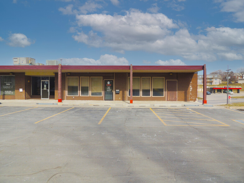 1502 Galvin Rd, Bellevue, NE for sale - Primary Photo - Image 1 of 1