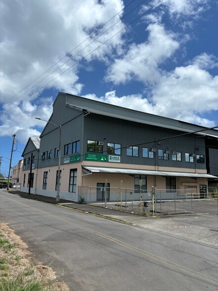 1280 Kamehameha, Hilo, HI to rent - Building Photo - Image 1 of 17