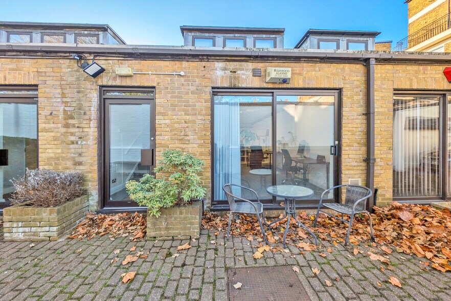 Putney Cmn, London for sale - Building Photo - Image 1 of 1