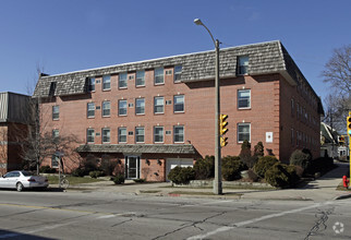 3069 N Oakland Ave, Milwaukee, WI for sale Primary Photo- Image 1 of 5