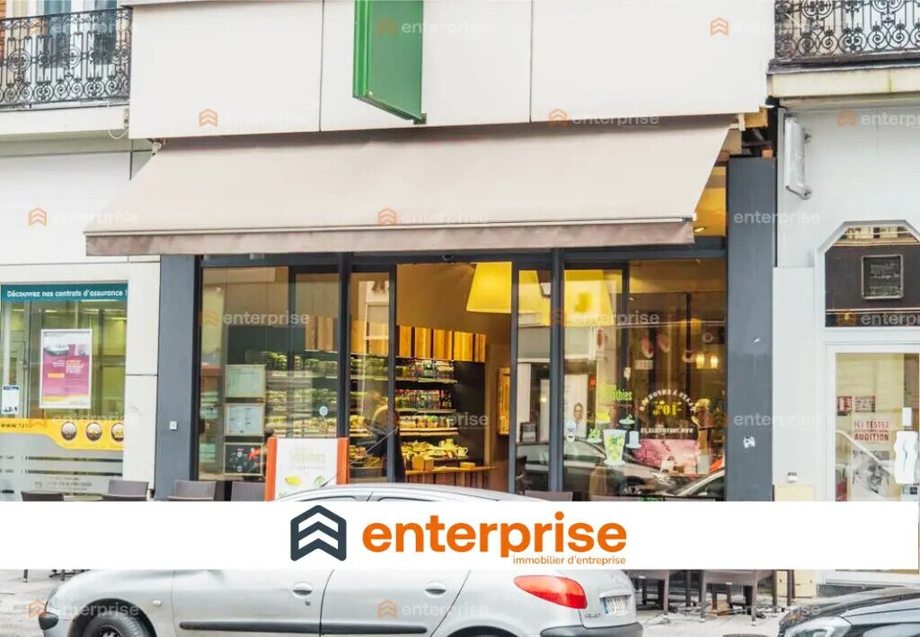 Location Commerce 130 m² - Photo 1