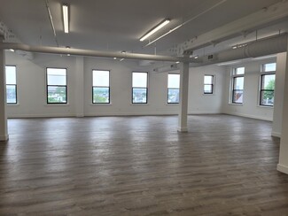 More details for 423 W Broadway, South Boston, MA - Office, Office/Retail for Rent